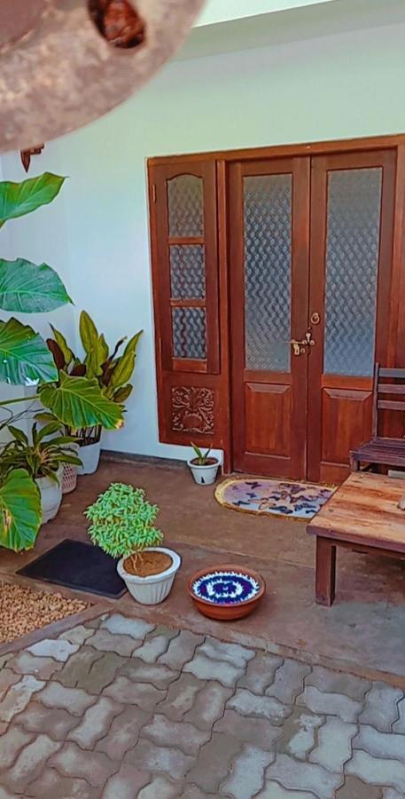 Shady Edge Hotel Unawatuna Kültér fotó