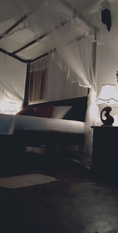 Shady Edge Hotel Unawatuna Kültér fotó