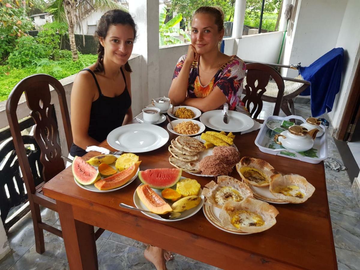 Shady Edge Hotel Unawatuna Kültér fotó