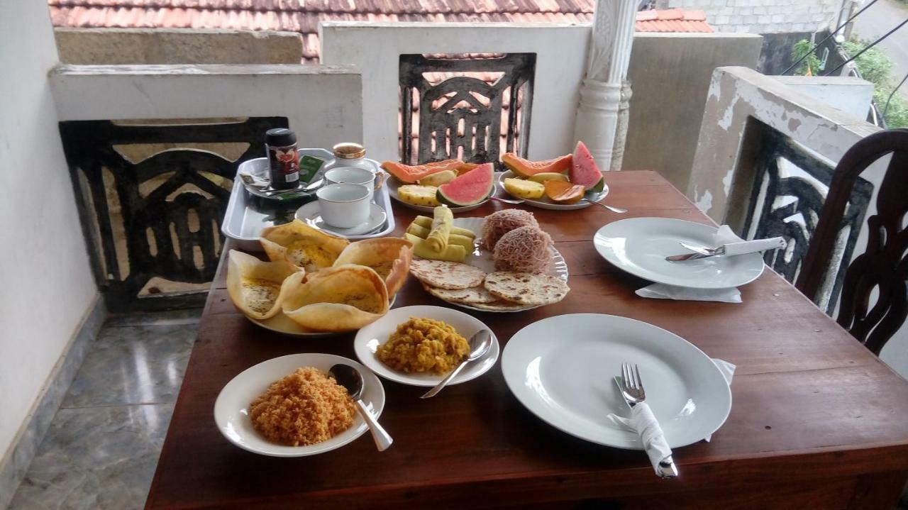 Shady Edge Hotel Unawatuna Kültér fotó